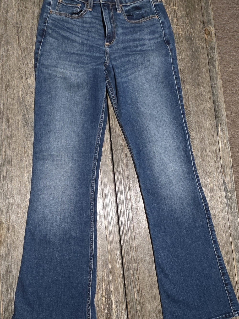 Hollister Curvy Mid-Rise Bootcut Jeans - Size 4R (W27) - Soft Stretch